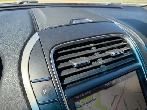 Used 2016 Lincoln MKX Select w/ Select Plus Package image 27