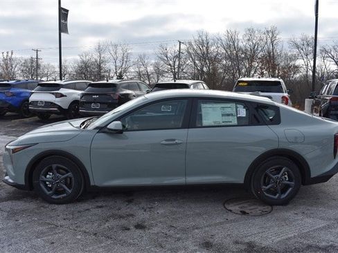 New 2025 Kia K4 LXS image 6