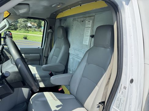 Used 2023 Ford E-350 and Econoline 350 Super Duty w/ Driver's Safety Package RWD image 11