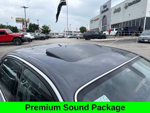Used 2004 Jaguar XJ8 RWD image 4