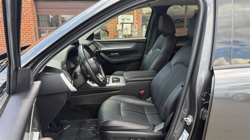 Used 2024 MAZDA CX-90 3.3 Turbo w/ Preferred Plus AWD/4WD image 31