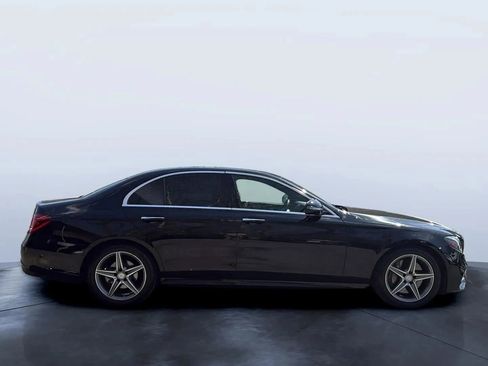 Used 2017 Mercedes-Benz E 300 4MATIC w/ Premium 1 Package image 6