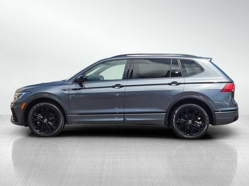 Used 2022 Volkswagen Tiguan SE R-Line FWD image 8