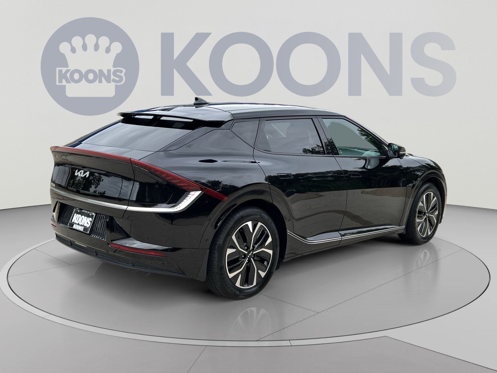 Used 2023 Kia EV6 Wind w/ Wind Technology Package AWD/4WD image 7