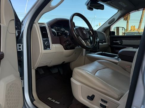 Used 2016 RAM 1500 Laramie w/ Convenience Group AWD/4WD image 38