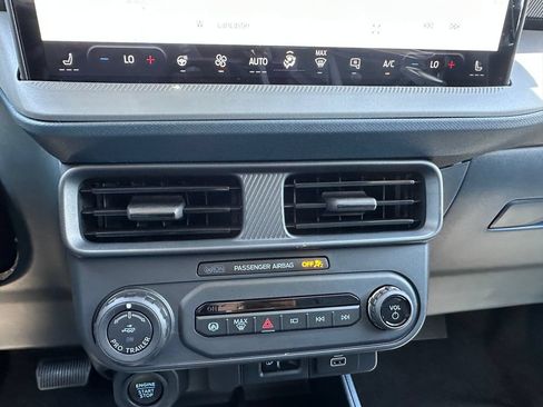 New 2026 Ford Maverick Lariat w/ Black Appearance Package AWD/4WD image 29