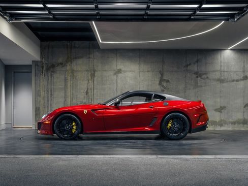 Used 2011 Ferrari 599 GTO RWD image 2
