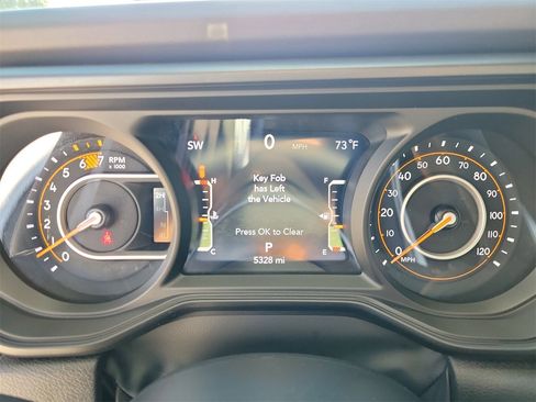 Used 2025 Jeep Wrangler Sahara w/ Safety Group image 19