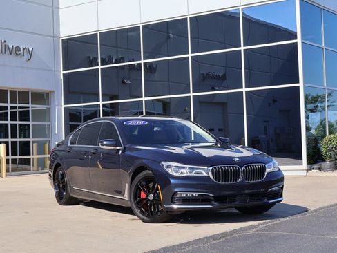 Used 2016 BMW 750i xDrive AWD/4WD image 1