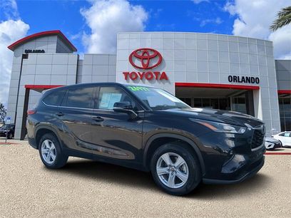 Used 2022 Toyota Highlander LE