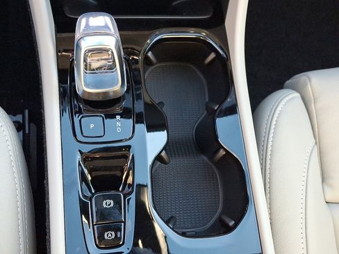 New 2026 Volvo XC40 B5 Ultra w/ Protection Package Premier image 10