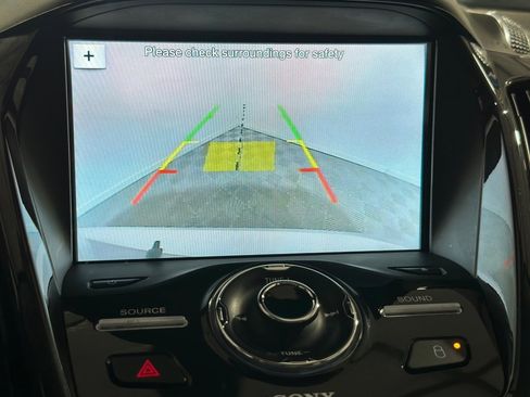 Used 2016 Ford C-MAX Energi SEL w/ Equipment Group 302A image 19