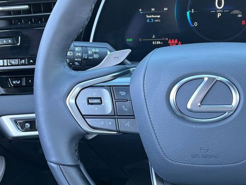Certified 2025 Lexus RX 350 Premium w/ Accessory Package (Z1) image 19