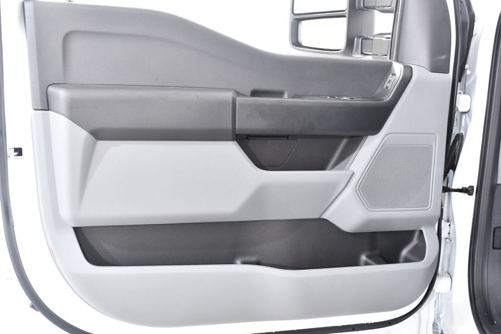 New 2026 Ford F550 4x4 Regular Cab Super Duty image 21