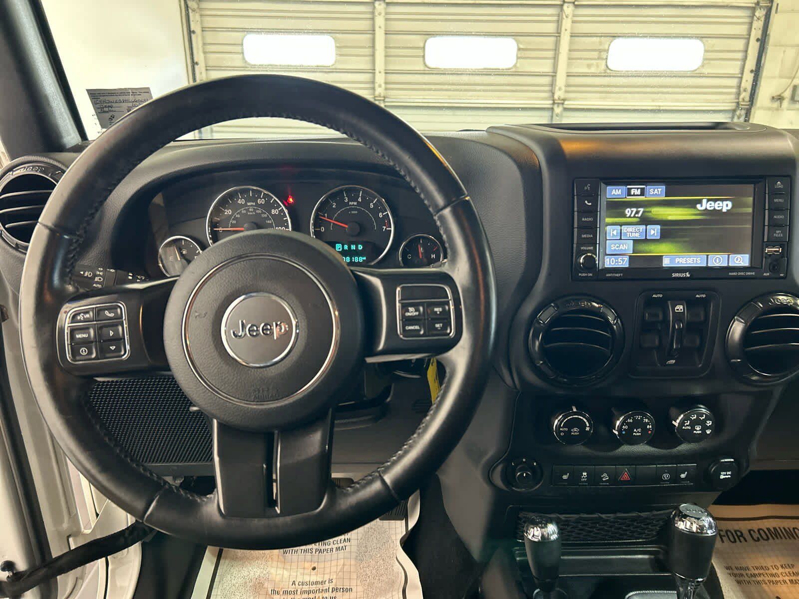 Used 2017 Jeep Wrangler Unlimited Sahara AWD/4WD image 7