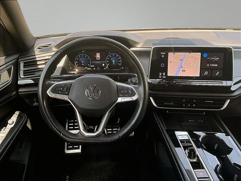 Used 2024 Volkswagen Atlas Cross Sport SEL Premium R-Line AWD/4WD image 10