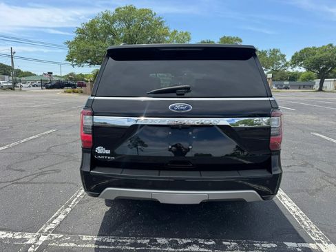 Used 2019 Ford Expedition Max Limited w/ Equipment Group 302A RWD image 7