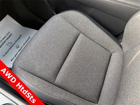 Used 2024 Toyota Crown XLE image 27