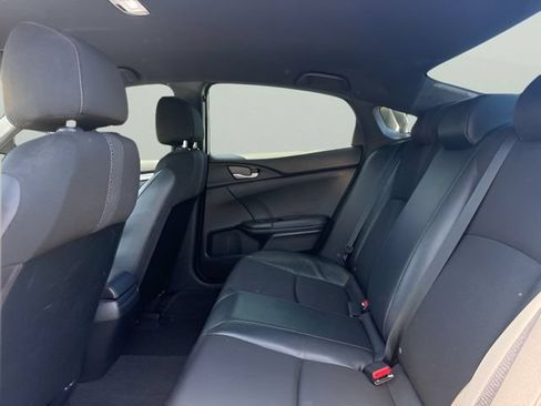 Used 2019 Honda Civic Sport image 6