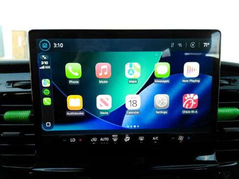 Used 2024 Ford Transit 350 XLT image 38