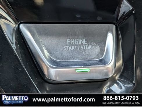 Used 2024 GMC Sierra 2500 Denali Ultimate AWD/4WD image 30
