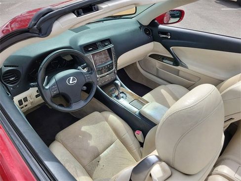 Used 2010 Lexus IS 250C image 33