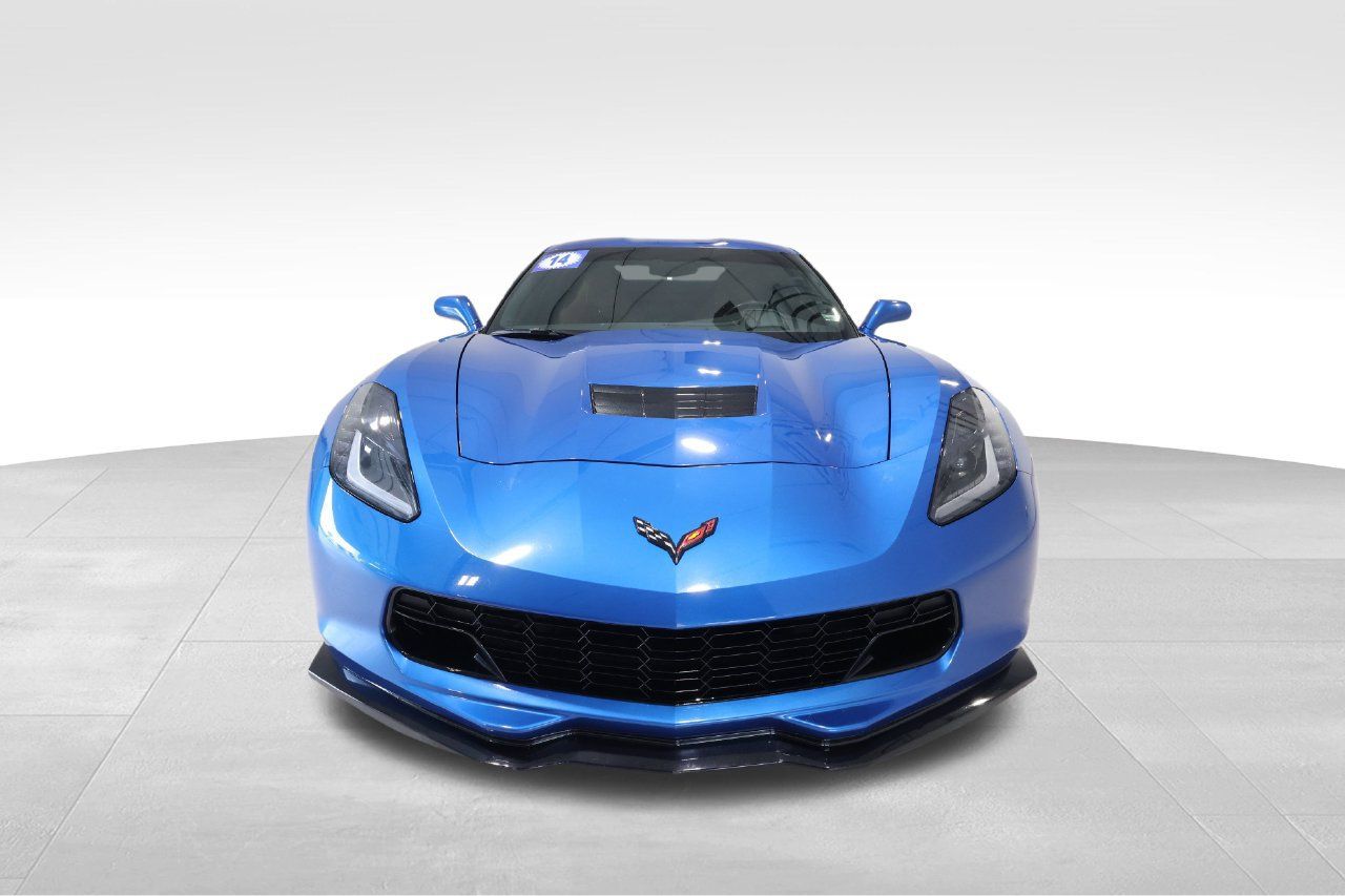 Used 2014 Chevrolet Corvette Stingray Coupe w/ 2LT Preferred Equipment Group RWD image 7