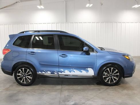 Used 2017 Subaru Forester 2.0XT Touring AWD/4WD image 11