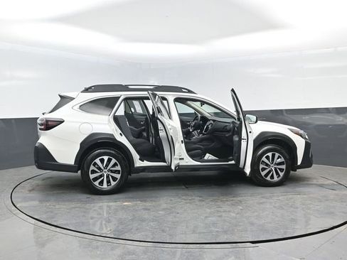 Used 2025 Subaru Outback Premium image 24