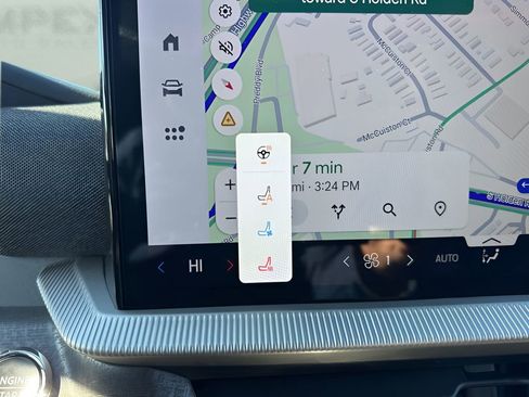 Used 2025 Ford Explorer Platinum image 24