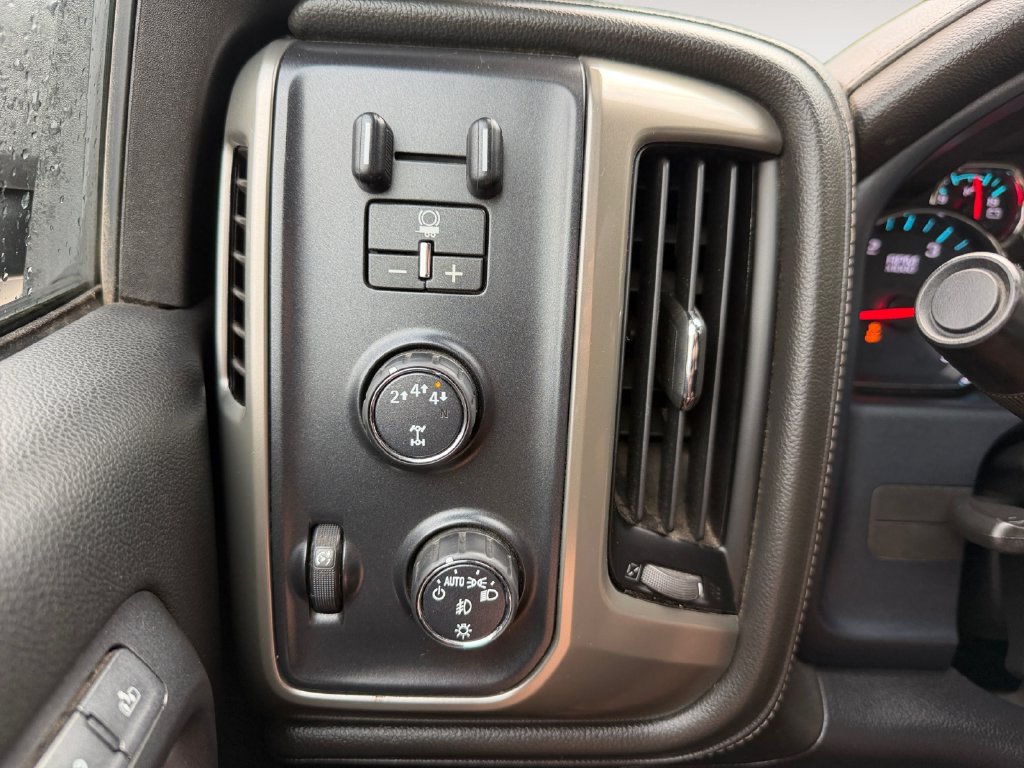 Used 2018 Chevrolet Silverado 3500 High Country w/ Duramax Plus Package AWD/4WD image 11