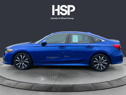 Used 2022 Honda Civic EX image 2