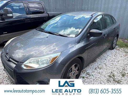 Used 2014 Ford Focus S FWD image 4