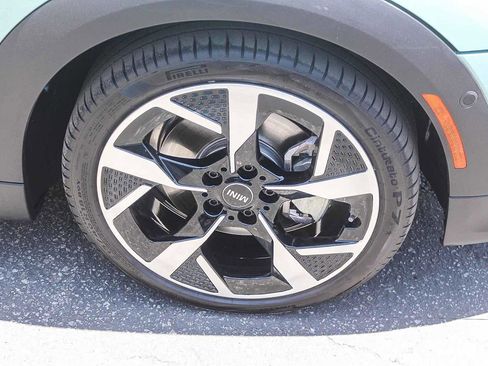 Used 2025 MINI Cooper S FWD image 10