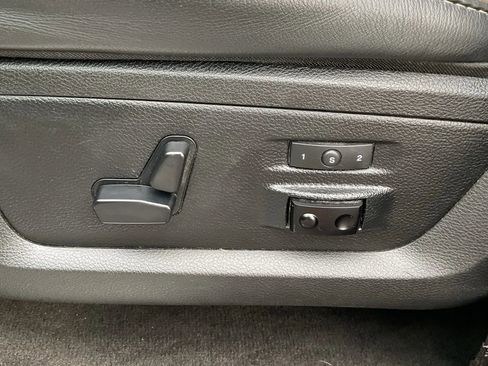 Used 2017 RAM 1500 Limited image 26