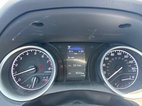 Used 2024 Toyota Camry LE FWD image 9