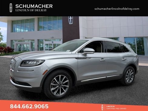 Certified 2022 Lincoln Nautilus FWD image 3