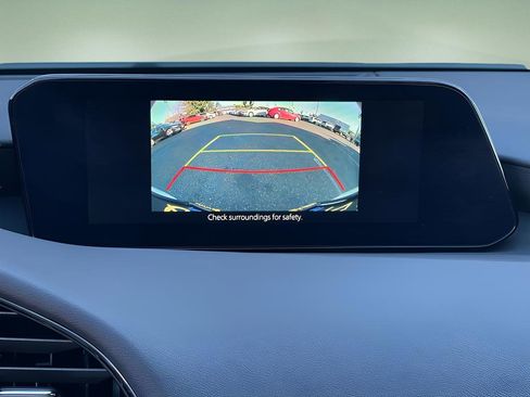 Used 2022 MAZDA MAZDA3 s image 35