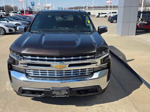 Used 2019 Chevrolet Silverado 1500 LT w/ All-Star Edition image 3
