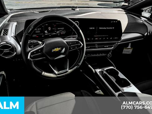 Used 2026 Chevrolet Equinox EV LT image 30