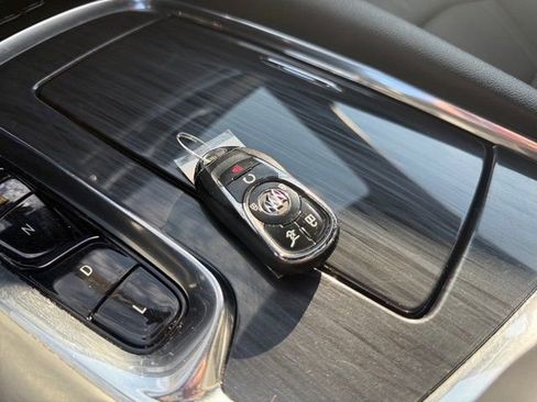 Used 2023 Buick Enclave Essence w/ Experience Buick Package image 34