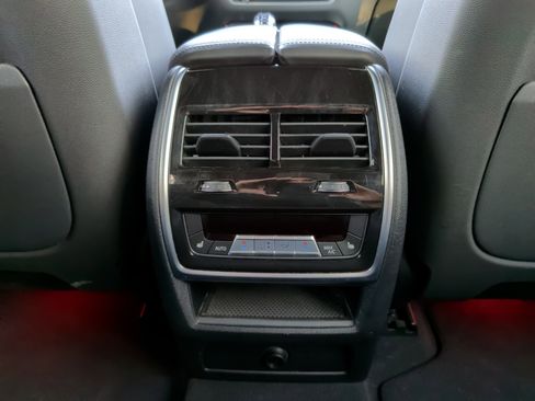 Certified 2023 BMW X5 M50i w/ Executive Package image 36