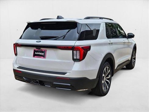 New 2025 Ford Explorer ST-Line w/ Premium Package image 2