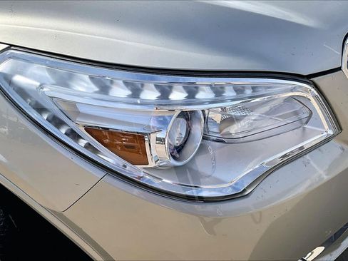 Used 2013 Buick Enclave Premium image 26