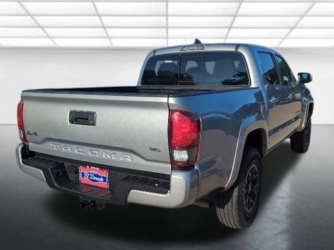 Used 2021 Toyota Tacoma SR5 w/ Technology Package image 26