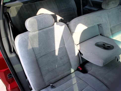 Used 2002 Ford Excursion XLT image 14