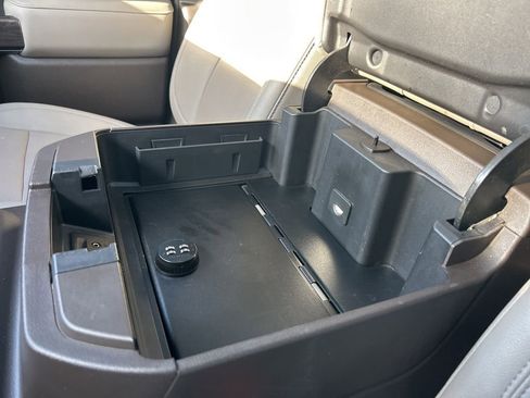 Used 2022 Chevrolet Silverado 2500 LTZ image 47