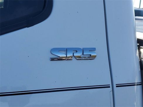 Used 2022 Toyota Tacoma 2WD Double Cab image 9