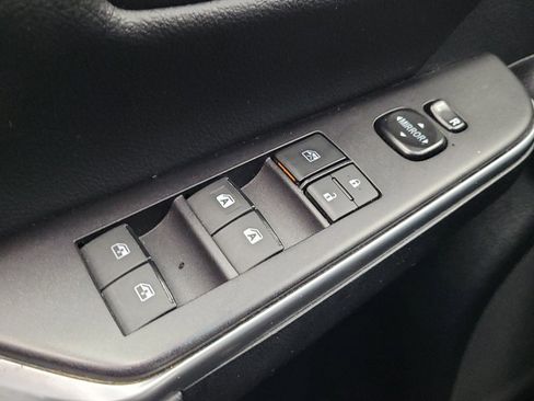 Used 2017 Toyota Camry LE FWD image 27