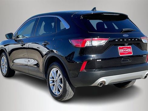 Used 2021 Ford Escape SE w/ Cold Weather Package image 4